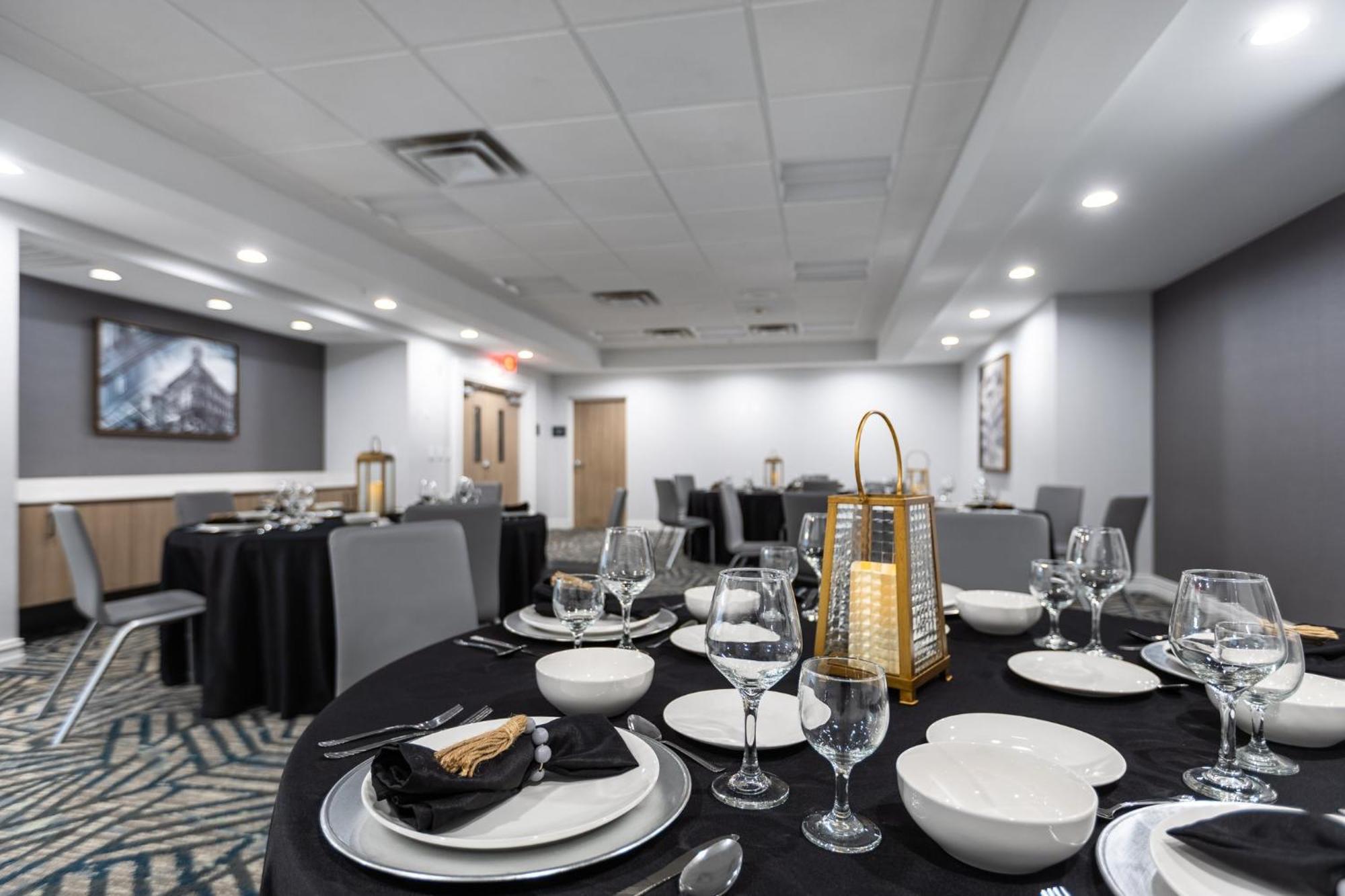 Holiday Inn Anderson By Ihg Exterior foto
