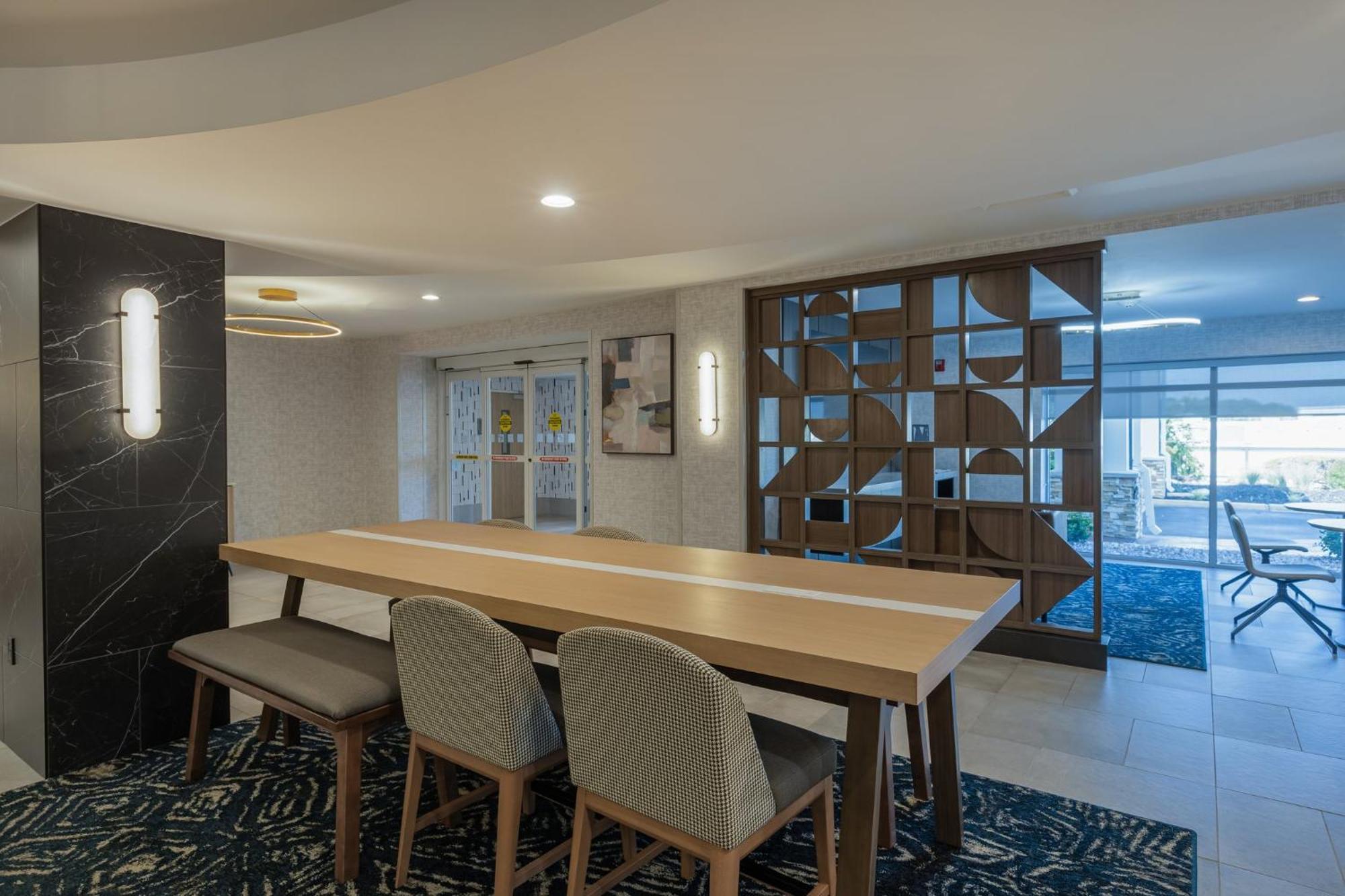 Holiday Inn Anderson By Ihg Exterior foto